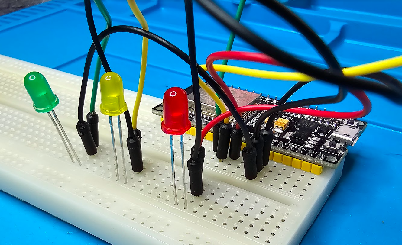 How to connect ESP32 microcontroller to WIFI network