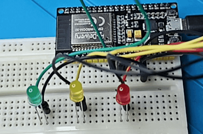 How to connect ESP32 microcontroller to WIFI network